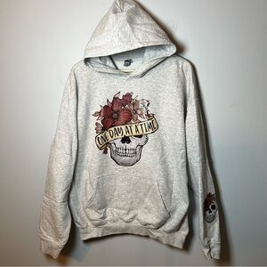 ‘One Day at a Time’ Hoodie Adult XL Gray Pullover Sweatshirt - Skull, Recovery